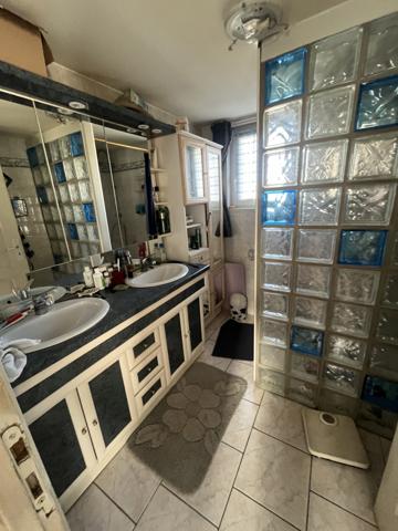 Sainte-Verge (79100) ref 104676 proche THOUARS maison en bon état type 4 sur terrain de 541 m2 dans quartier calme