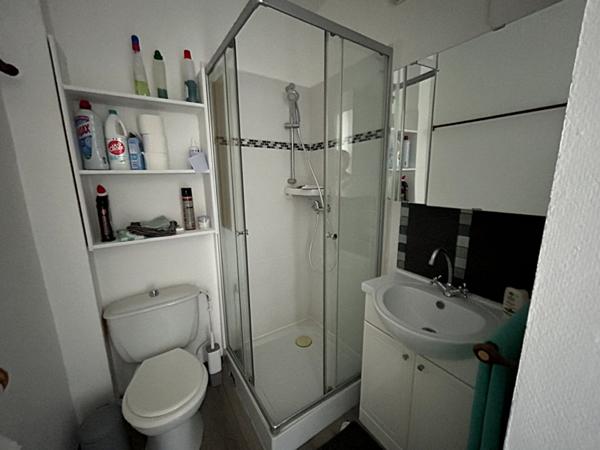 Appartement Balaruc-les-bains 1 pièce(s) 21 m²+ parking+ cave