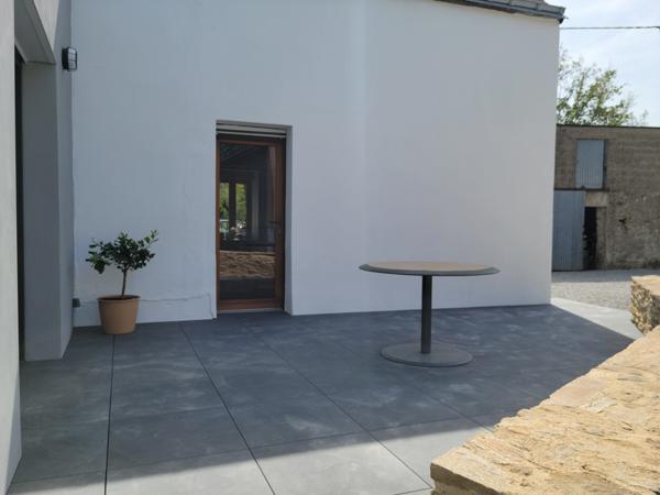 Maison 5 chambres avec dépendances - Au calme