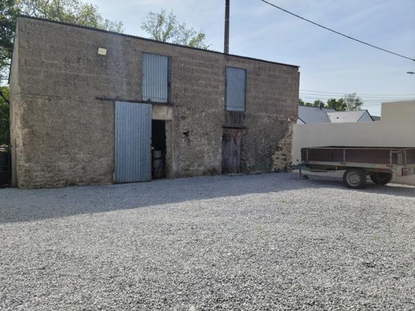 Maison 5 chambres avec dépendances - Au calme