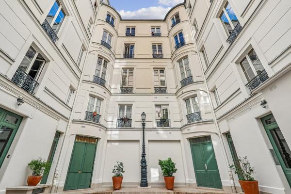 Vente Appartement de luxe Paris 3 7 Pièces 145.05 m²