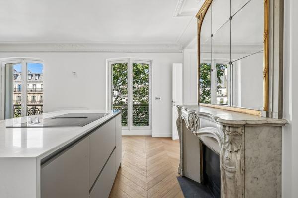 Vente Appartement de luxe Paris 3 7 Pièces 145.05 m²