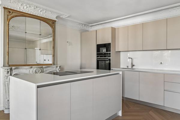 Vente Appartement de luxe Paris 3 7 Pièces 145.05 m²