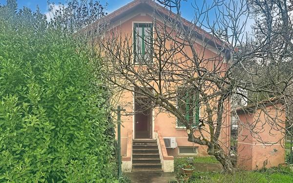 Maison à vendre    4 pièces •  Sainte-Foy-lès-Lyon