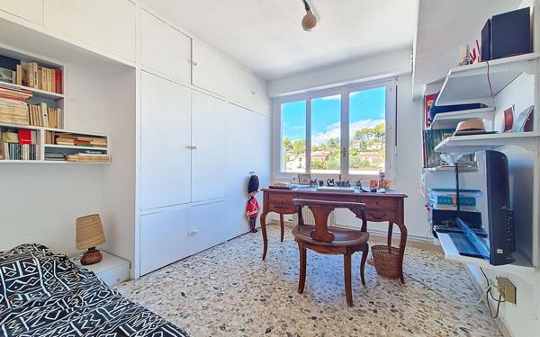 Appartement à vendre    4 pièces • 93,43 m2 Le Cannet