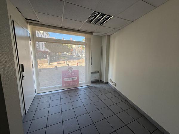 Local commercial Le Malesherbois 4 pièce(s) 102 m2