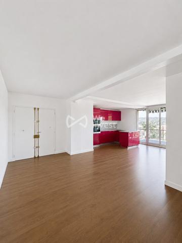 Appartement familial de 87 m² – 15ᵉ étage – Vue panoramique – Deux balcons – Parking – Cave