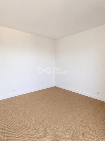 Appartement familial de 87 m² – 15ᵉ étage – Vue panoramique – Deux balcons – Parking – Cave