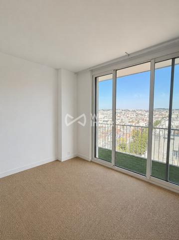 Appartement familial de 87 m² – 15ᵉ étage – Vue panoramique – Deux balcons – Parking – Cave