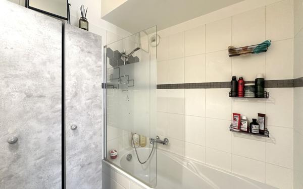 Appartement à vendre    2 pièces • 48,37 m2 Menton