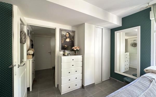 Appartement à vendre    2 pièces • 48,37 m2 Menton