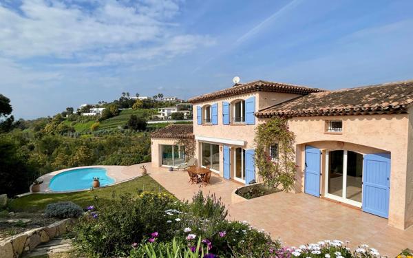 Maison à vendre    4 pièces • 139 m2 La Roquette-sur-Siagne