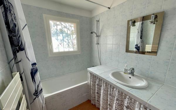 Maison à vendre    4 pièces • 139 m2 La Roquette-sur-Siagne