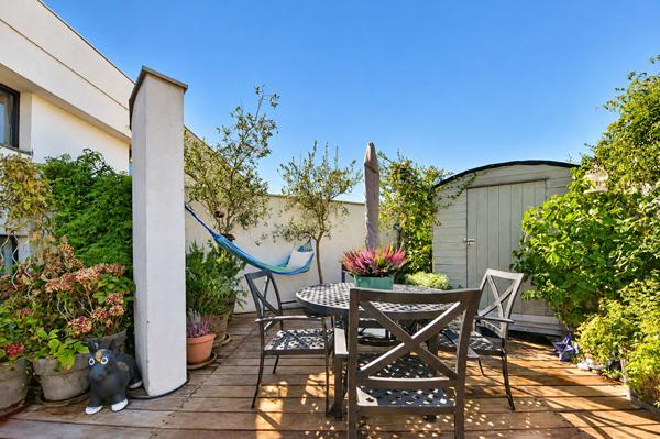 Duplex en dernier étage avec jardin paysager