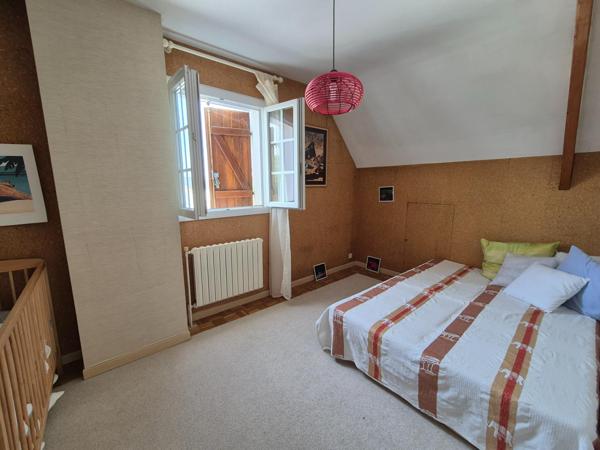 Maison à BOUGUENAIS, 44340 - 6 pièces 137m²