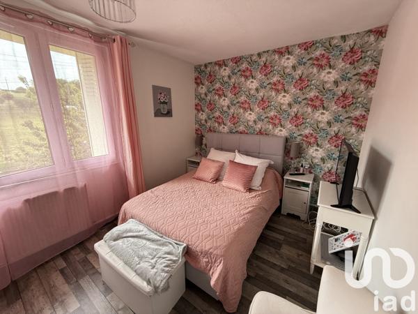 Maison 6 pièces de 183 m² à Sainte-Colombe (77650)