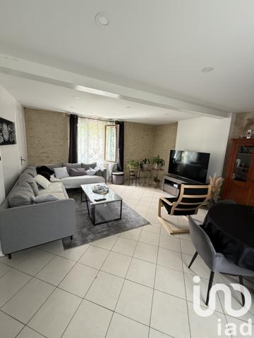 Maison 6 pièces de 183 m² à Sainte-Colombe (77650)