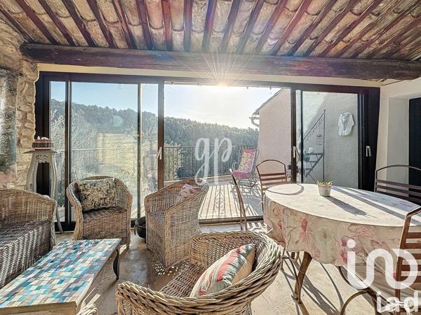 Maison 4 pièces de 130 m² à Saumane-de-Vaucluse (84800)
