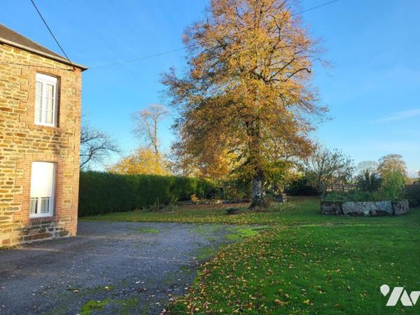 Maison d'habitation en pierre avec dépendances