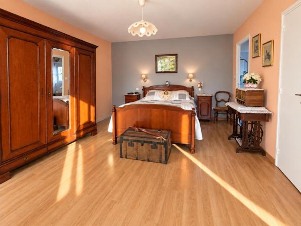 Maison à SAINT PATERNE LE CHEVAIN, 72610 - 4 pièces 102m²