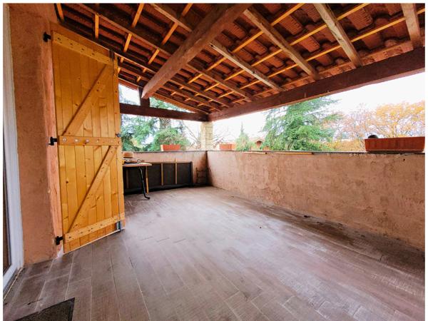 Maison rénovée de 175 m² avec 3 appartements indépendants à 15 minutes d'Aubenas