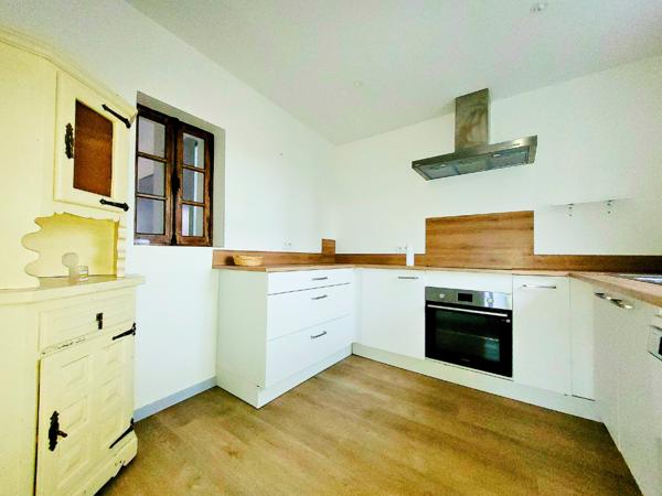 Maison rénovée de 175 m² avec 3 appartements indépendants à 15 minutes d'Aubenas