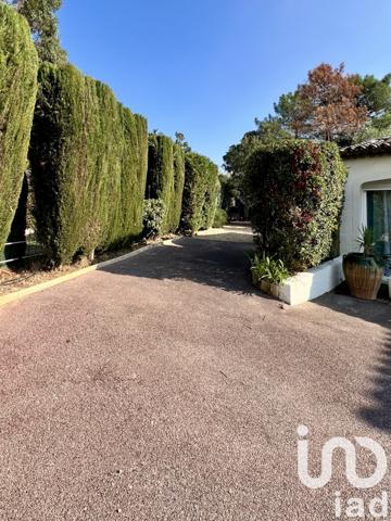 Maison à vendre 8 pièces 270 m² Roquebrune-sur-Argens