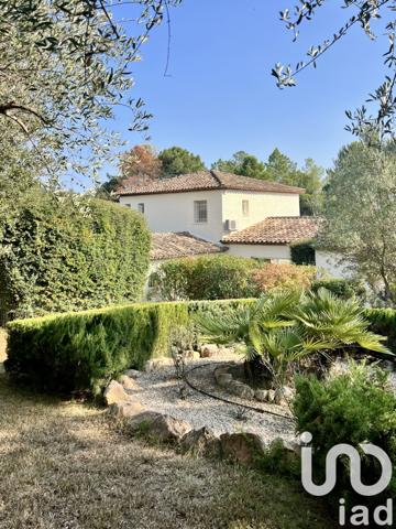 Maison à vendre 8 pièces 270 m² Roquebrune-sur-Argens