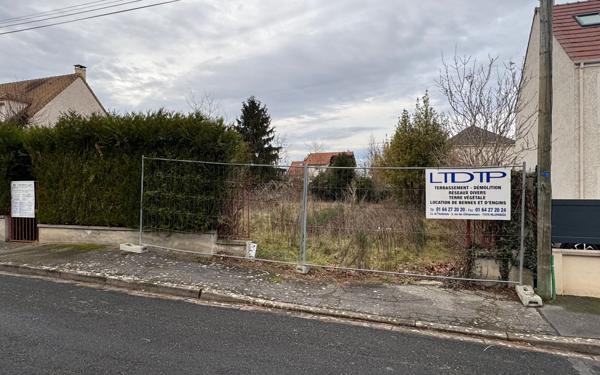 Terrain à vendre    Chelles