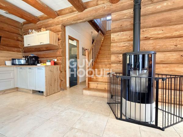 A Vendre, Maison en bois de 4 pièces principales à l'Ouest de Bayeux.