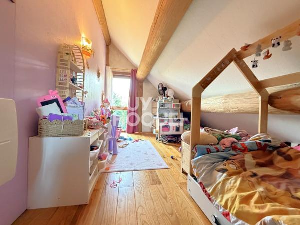 A Vendre, Maison en bois de 4 pièces principales à l'Ouest de Bayeux.