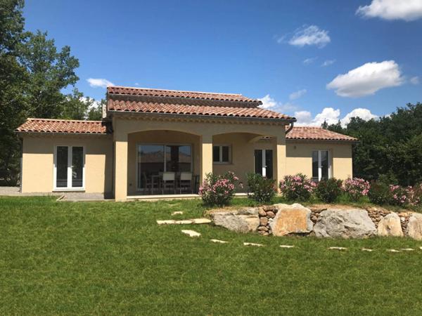 Sublime maison moderne avec piscine