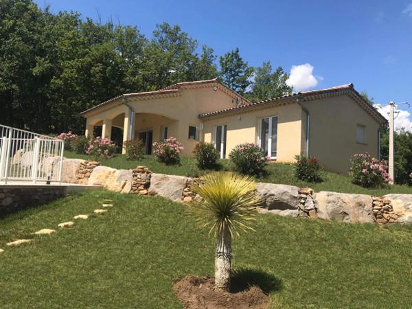Sublime maison moderne avec piscine
