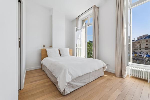 Location Appartement de luxe Paris 6 3 Pièces 81 m²