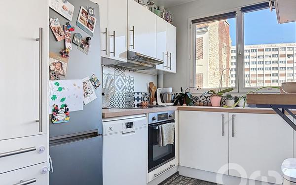 Appartement à vendre    3 pièces • 65,49 m2 Maisons-Alfort