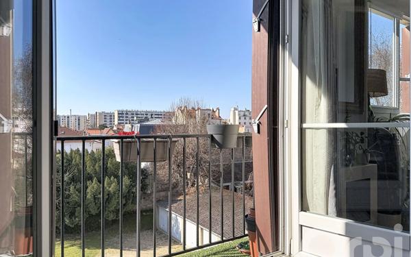 Appartement à vendre    3 pièces • 65,49 m2 Maisons-Alfort