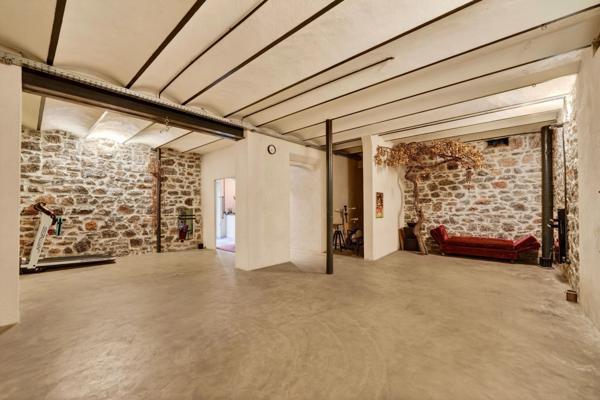 Vente Maison de luxe Toulon 14 Pièces 750 m²
