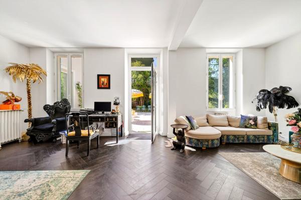Vente Maison de luxe Toulon 14 Pièces 750 m²