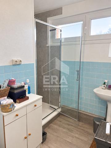 Maison familiale de 80 m² avec garage, dépendance et jardin . À 3 km de la plage
