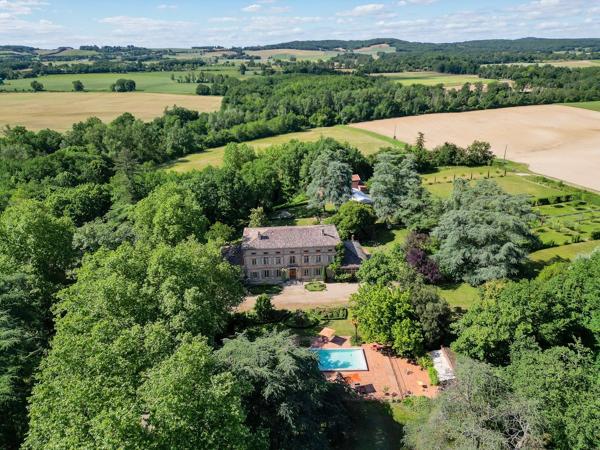 Vente Maison de maître Lavaur 15 Pièces 750 m²
