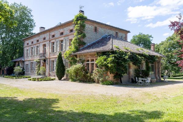 Vente Maison de maître Lavaur 15 Pièces 750 m²