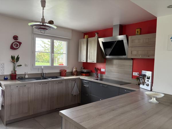 Douains (27120) Bâtisse d'un ancien corps de ferme rénovée