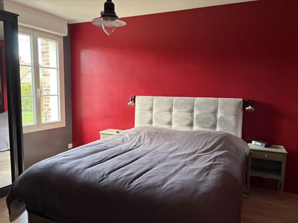 Douains (27120) Bâtisse d'un ancien corps de ferme rénovée