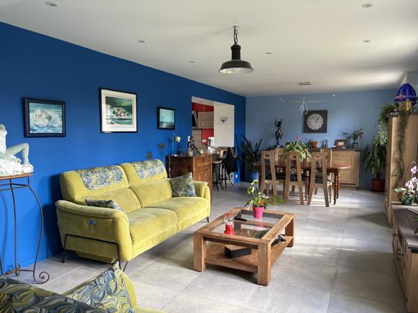 Douains (27120) Bâtisse d'un ancien corps de ferme rénovée