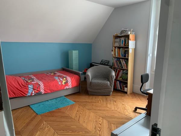 AGGLO FILIBUS CHARTRES RECHERCHÉE : Trés belle maison des années 30