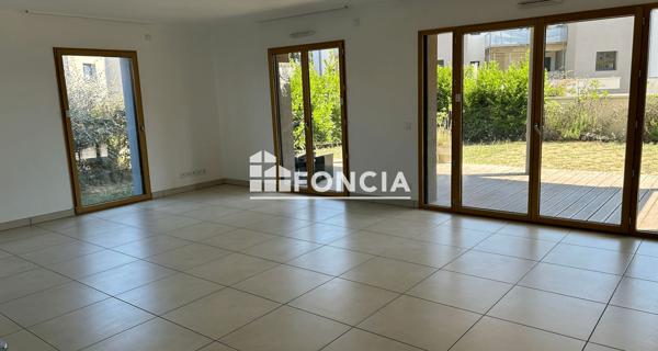 À vendre Appartement 5 pièces 125 m² - Prévessin-moëns 01280