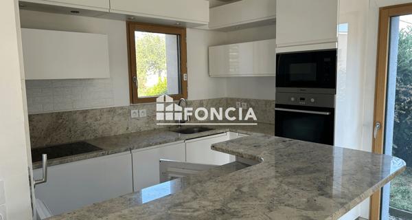 À vendre Appartement 5 pièces 125 m² - Prévessin-moëns 01280