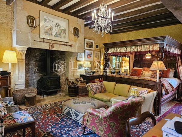 Authentique manoir du XVe siècle dans la région du Mans