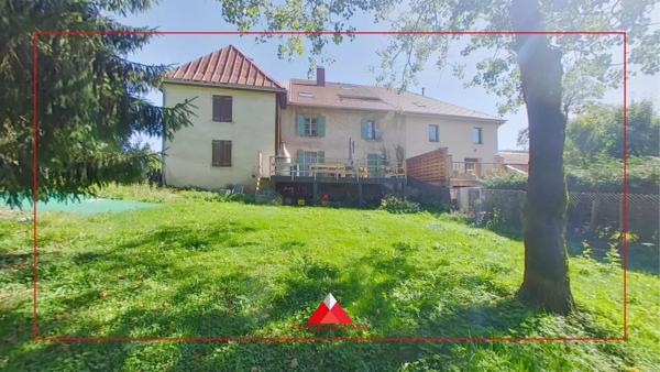 Duplex de 282m² avec son jardin privatif de 720m²