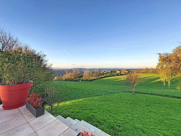 Maison vue exceptionnelle secteur recherché hauteurs de Vienne